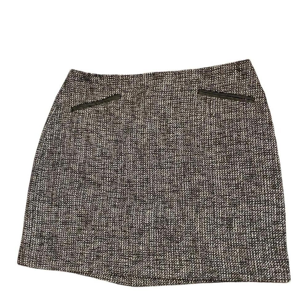 Banana republic black and white mini skirt size 6 zip preppy office fall